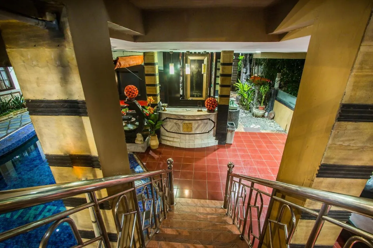 Sri Ratu Hotel Legian