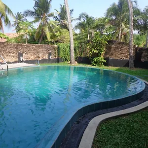 Hotel Star White - Negombo Kudapaduwa